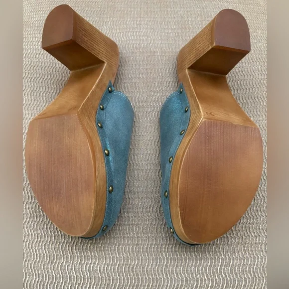 Penelope Chilvers Classic Medium Heeled Suede Clogs EU39